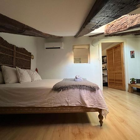 Apartment In Monumental Square Madrid Center Exterior foto