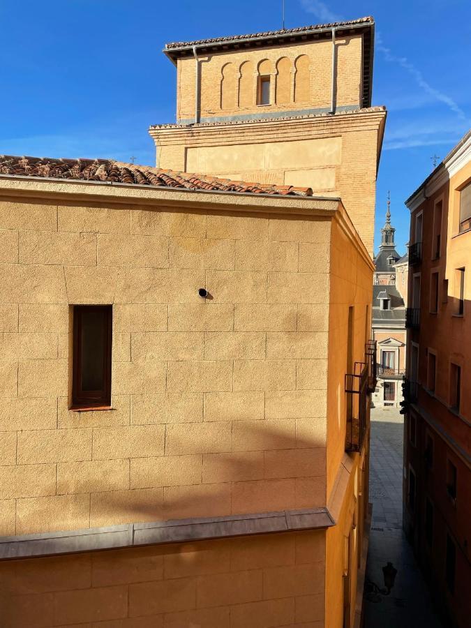 Apartment In Monumental Square Madrid Center Exterior foto